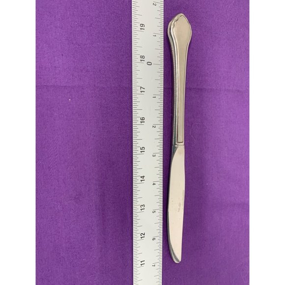 WM Rogers Oneida LTD Deluxe Sainless Flatware Summer Mist Autumn Glows Knife Sol - Picture 3 of 5